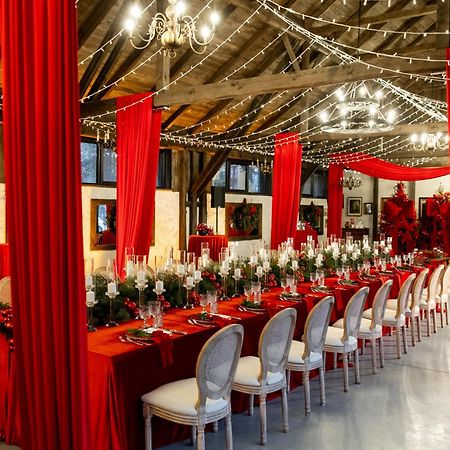 Hotel Nowodwory Цехановец Экстерьер фото